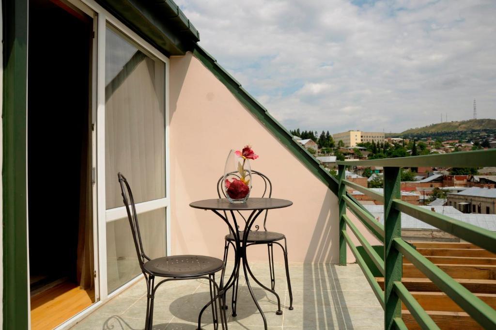 Prestige Palace - Esquisse Hotel Tbilisi Bilik gambar