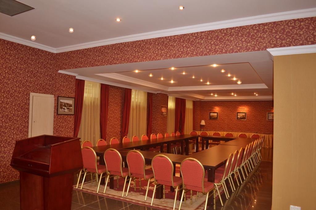 Prestige Palace - Esquisse Hotel Tbilisi Luaran gambar