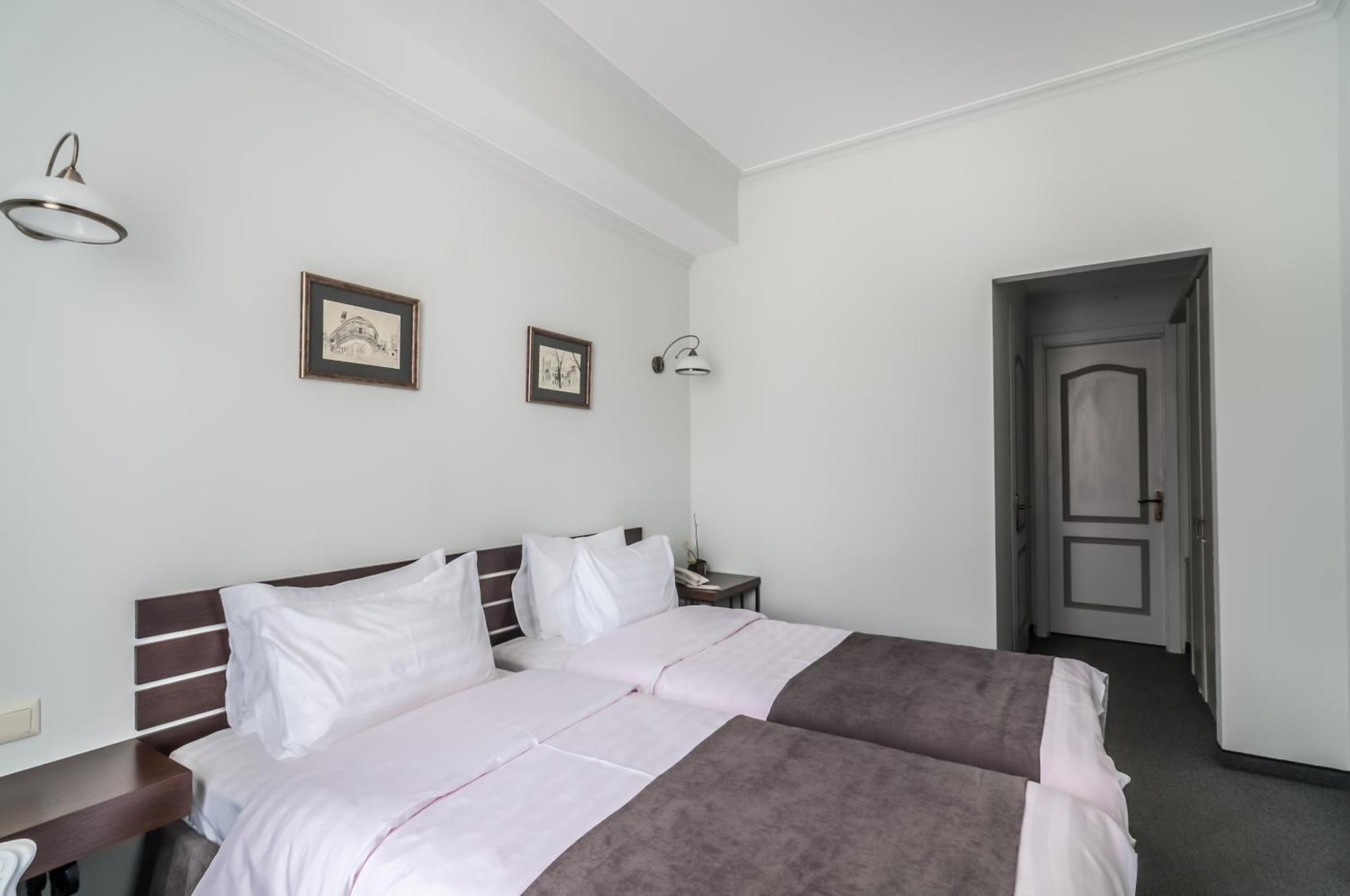 Prestige Palace - Esquisse Hotel Tbilisi Luaran gambar