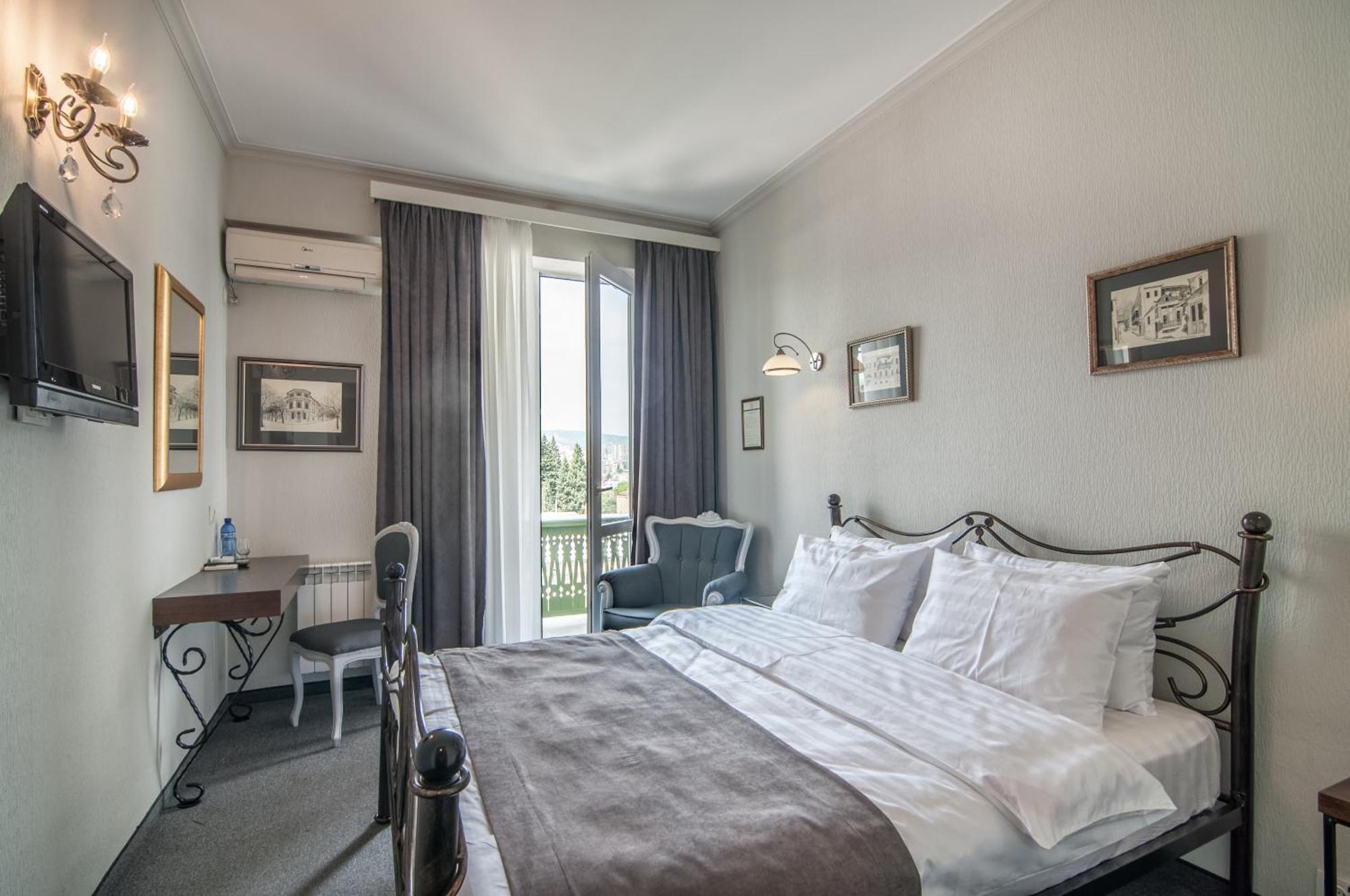 Prestige Palace - Esquisse Hotel Tbilisi Luaran gambar
