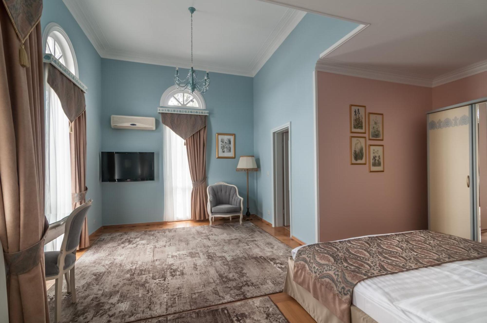 Prestige Palace - Esquisse Hotel Tbilisi Luaran gambar