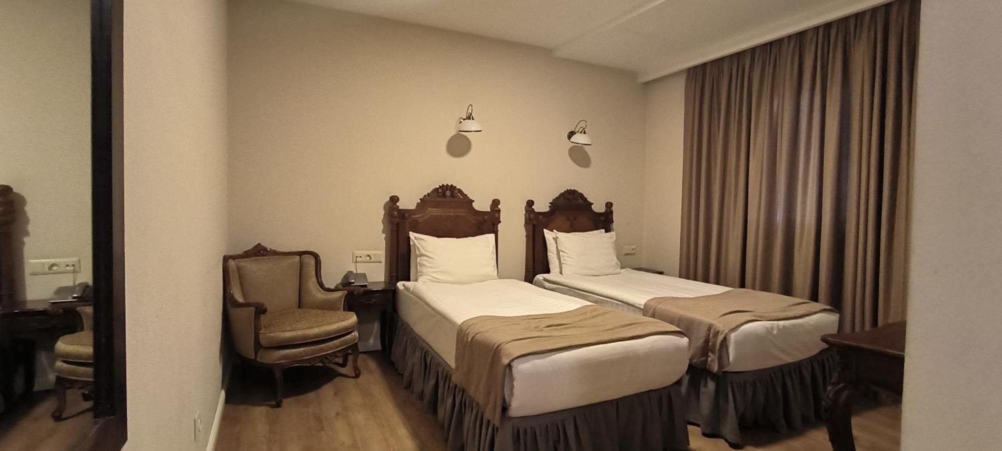 Prestige Palace - Esquisse Hotel Tbilisi Bilik gambar
