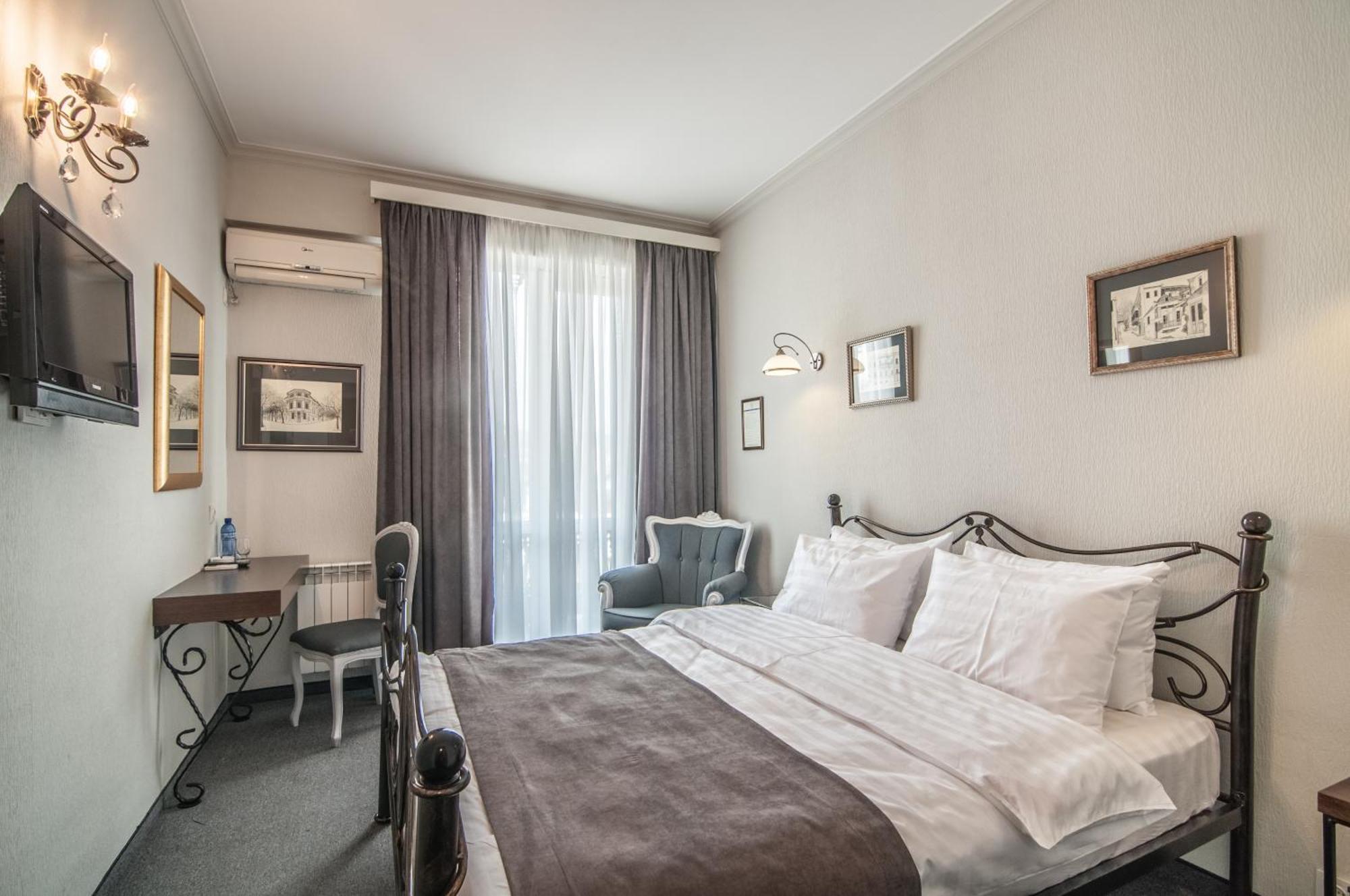 Prestige Palace - Esquisse Hotel Tbilisi Bilik gambar