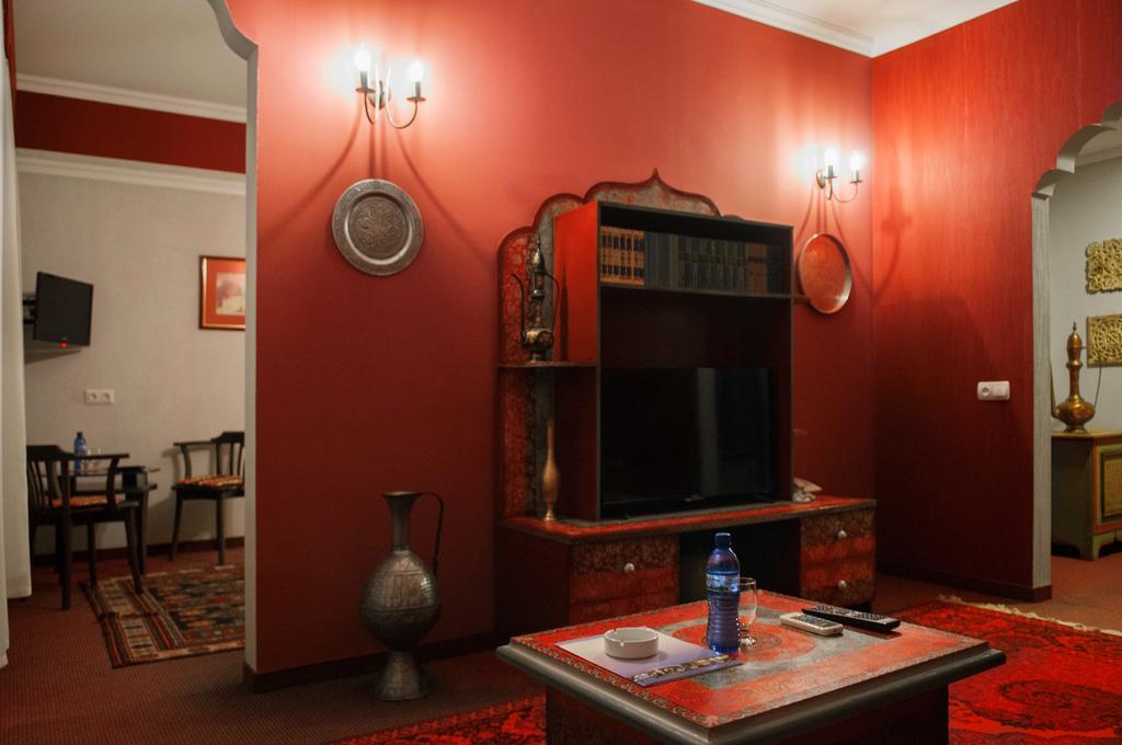 Prestige Palace - Esquisse Hotel Tbilisi Luaran gambar